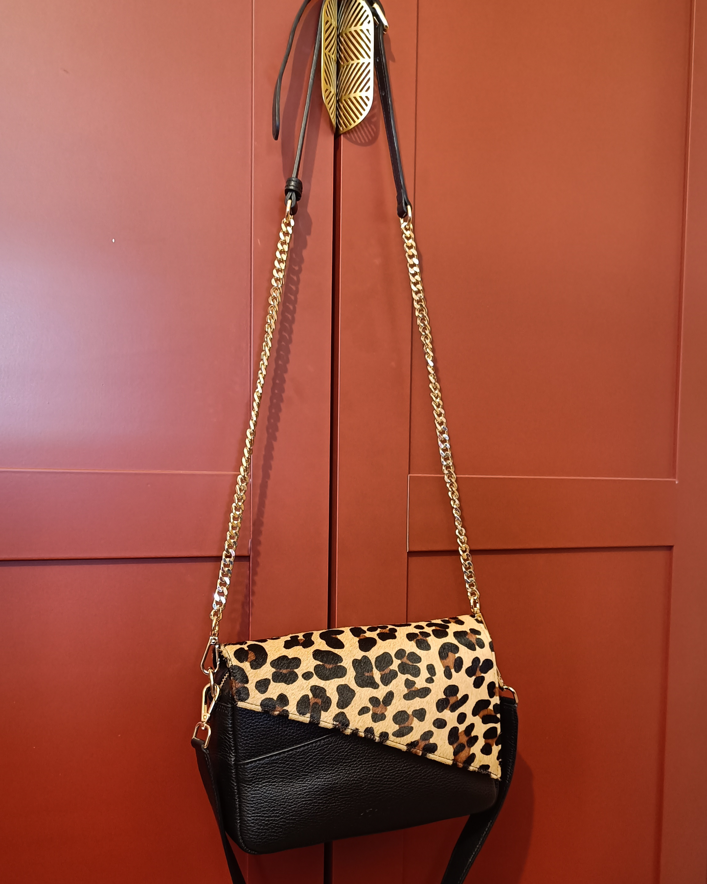 Style Your Animal Print Crossbody Bag